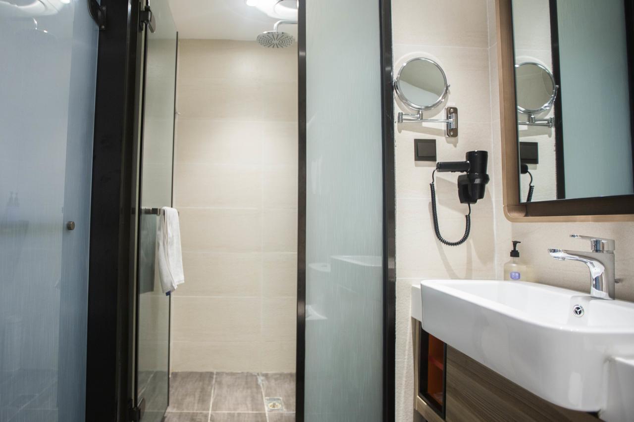 Hanting Premium Hotel Shanghai Plaza 66 외부 사진